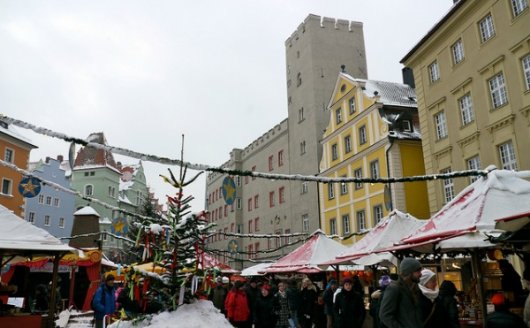 regensburg-christmas-market-resident-on-earth-40ac5