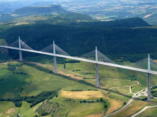 viaduc_de_millau-b607c