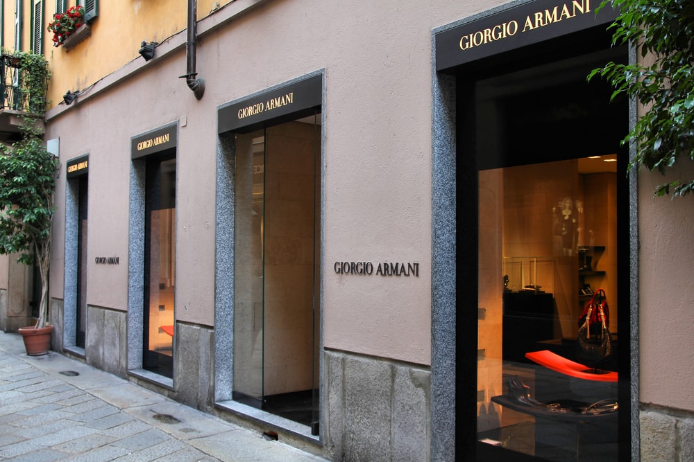 shopping milan boutique armani - blog opodo