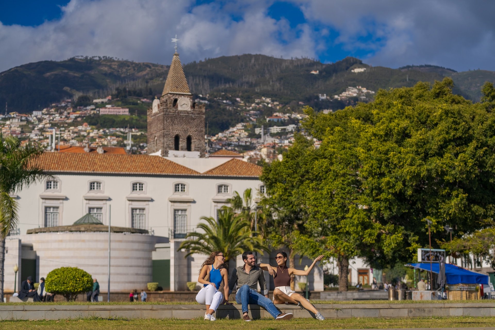 Vuelos Madrid - Funchal